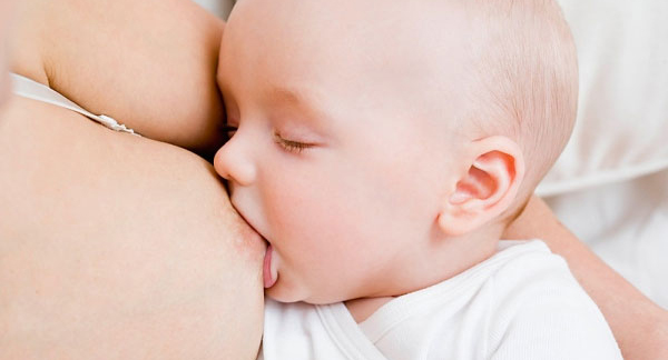 Trẻ sơ sinh bú ít có thể do nhiều nguyên nhân khác nhau